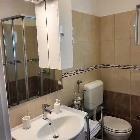 Natali Apartment
